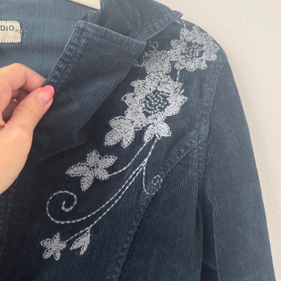 Y2K Max Studio Jeans Blue Corduroy Jacket with Floral Embroidery - Picture 3 of 9